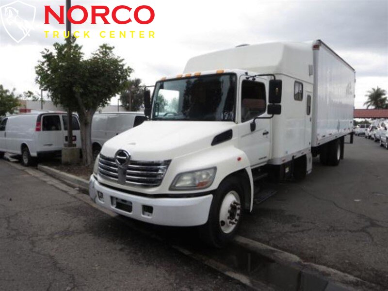 2008 HINO 338