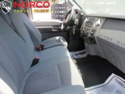 
										2012 Ford F550 XL Crew Cab ’12 Stake Bed Gas full									