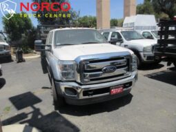 
										2012 Ford F550 XL Crew Cab ’12 Stake Bed Gas full									