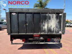 
										2012 Ford F-550 XL 12′ stakebed w liftgate(1600 LB) full									