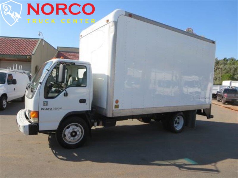 2005 Isuzu NRR 16′ Box Truck  ,in sale