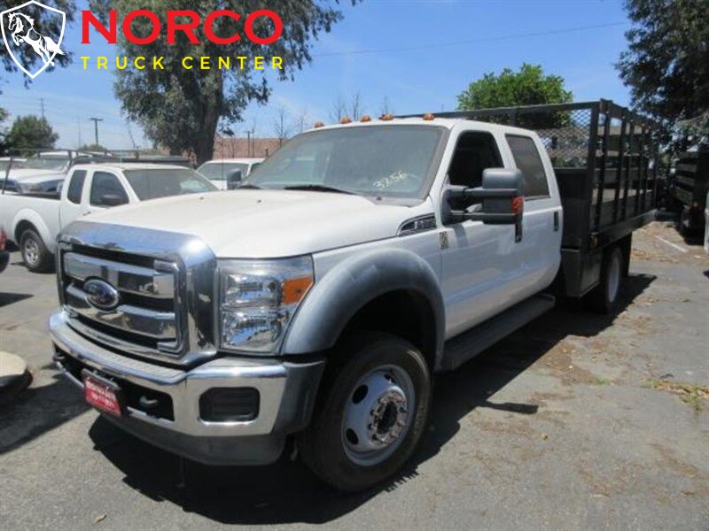 2012 Ford F550 XL Crew Cab ’12 Stake Bed Gas