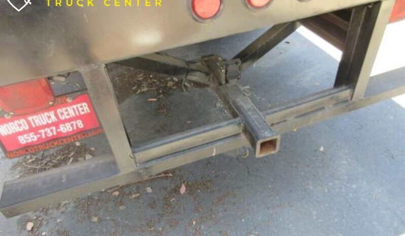 
								2012 Ford F550 XL Crew Cab ’12 Stake Bed Gas full									
