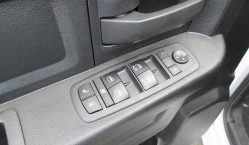 
								2018 RAM 1500 Tradesman full									