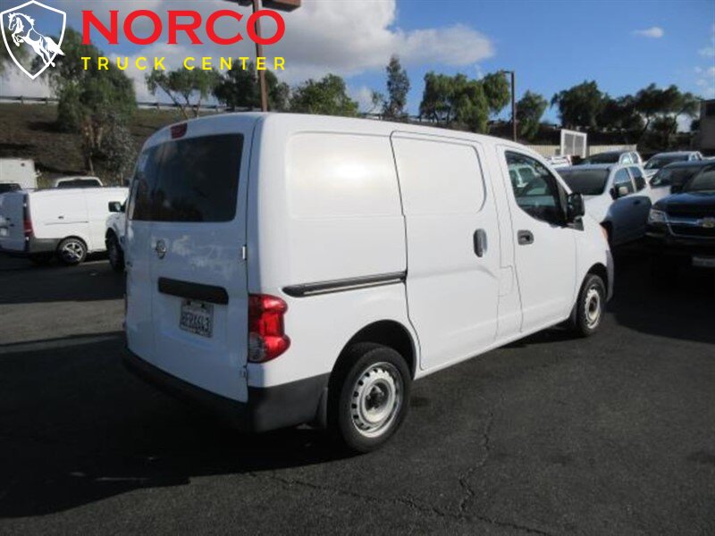 2018 Nissan NV 200 S