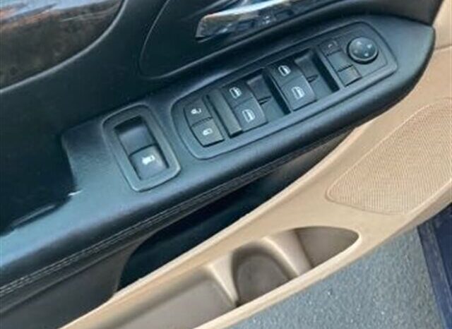 
								2016 Dodge Grand Caravan SE full									