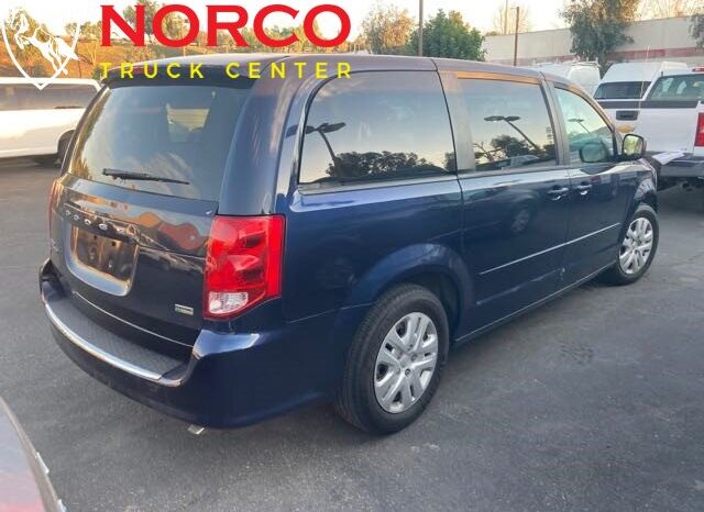 
								2016 Dodge Grand Caravan SE full									