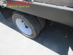 
										2012 Ford F550 XL Crew Cab ’12 Stake Bed Gas full									
