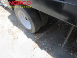 
										2012 Ford F550 XL Crew Cab ’12 Stake Bed Gas full									
