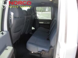 
										2012 Ford F550 XL Crew Cab ’12 Stake Bed Gas full									