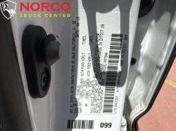 
										2018 Toyota Tacoma SR5 V6 full									