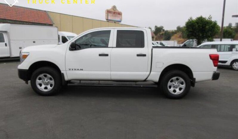 
								2017 Nissan Titan S full									