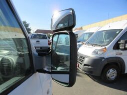
										2005 Dodge Sprinter 16′ box full									