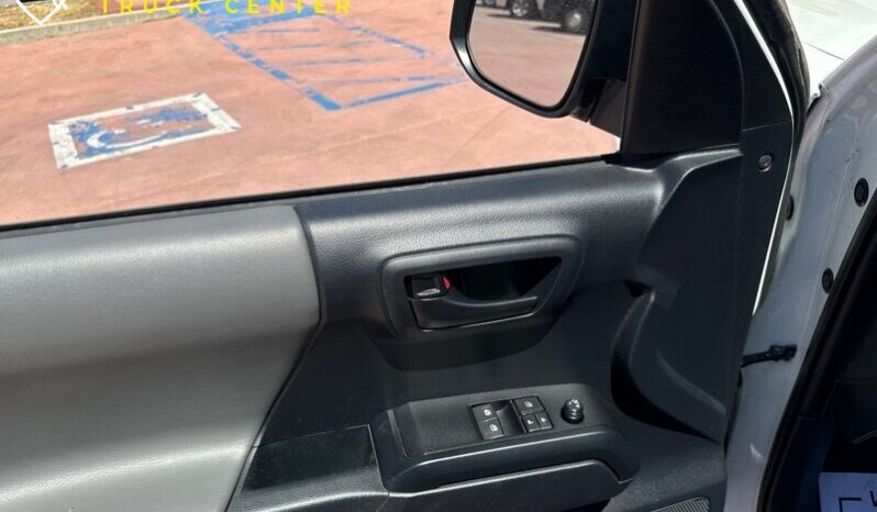 
								2019 Toyota Tacoma SR  .4×4 full									
