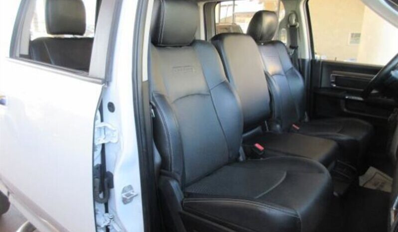 
								2016 RAM 2500 Laramie full									