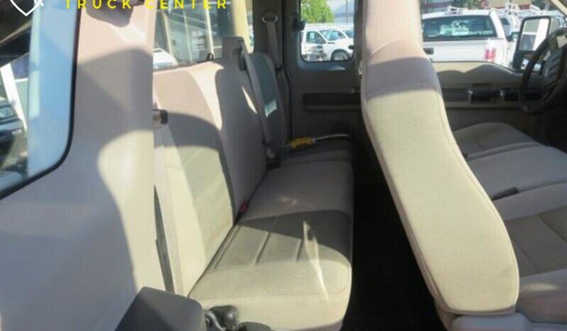 
								2008 Ford F-550 XL Extended Cab full									
