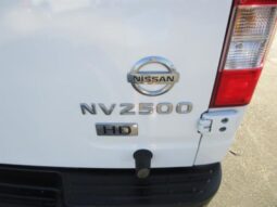 
										2015 Nissan NV 2500 HD S full									