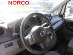 
										2015 Nissan NV 200 full									
