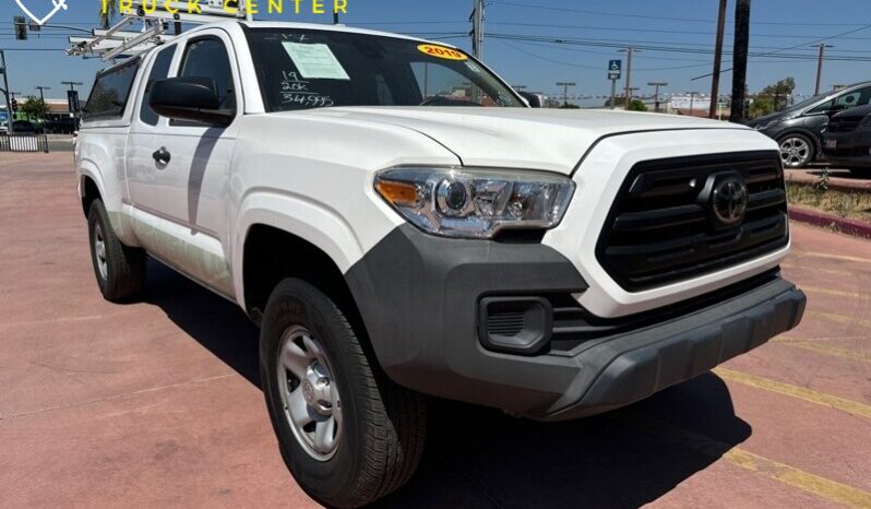 
								2019 Toyota Tacoma SR  .4×4 full									