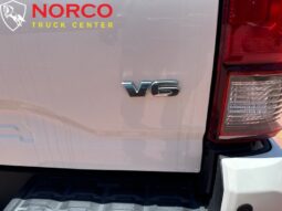
										2018 Toyota Tacoma SR5 V6 full									