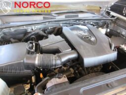 
										2018 Toyota Tacoma SR5 V6  CC,SB full									