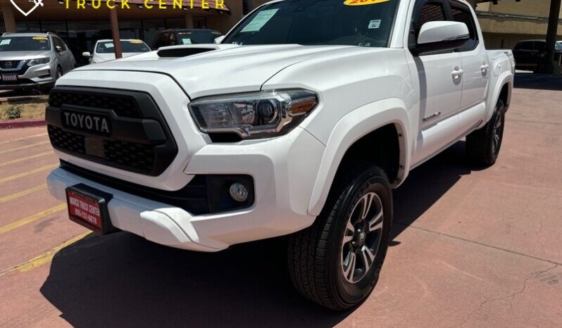 
								2018 Toyota Tacoma SR5 V6 full									