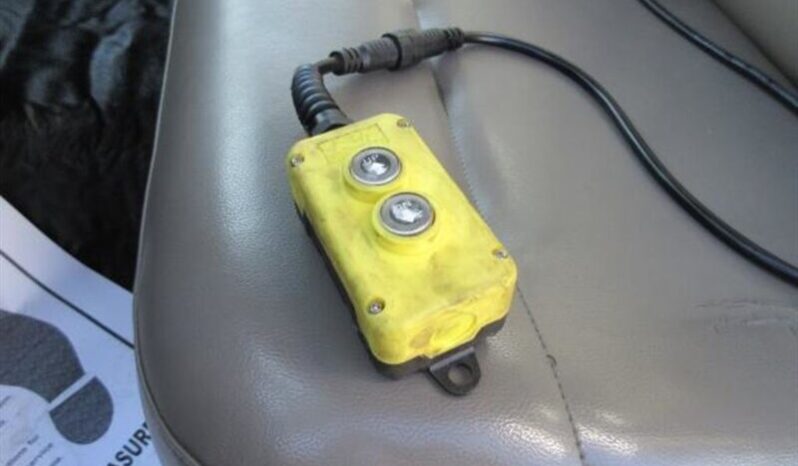 
								2008 Ford F-450 Regular Cab full									