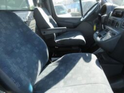 
										2005 Dodge Sprinter 16′ box full									