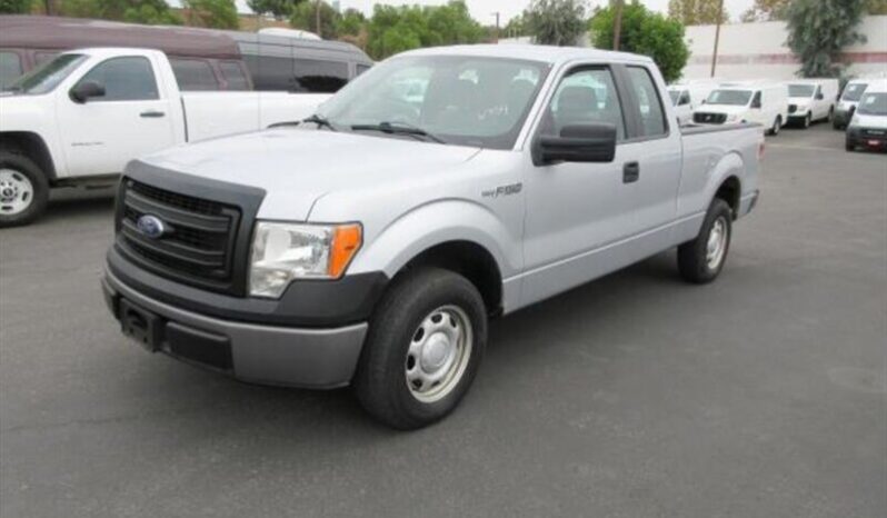 
								2013 Ford F-150 xl full									