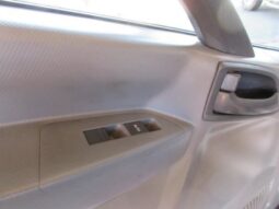 
										2016 ISUZU NPR refridgeration unit full									