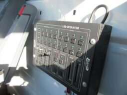 
										2005 Dodge Sprinter 16′ box full									