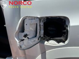 
										2018 Toyota Tacoma SR5 V6 full									