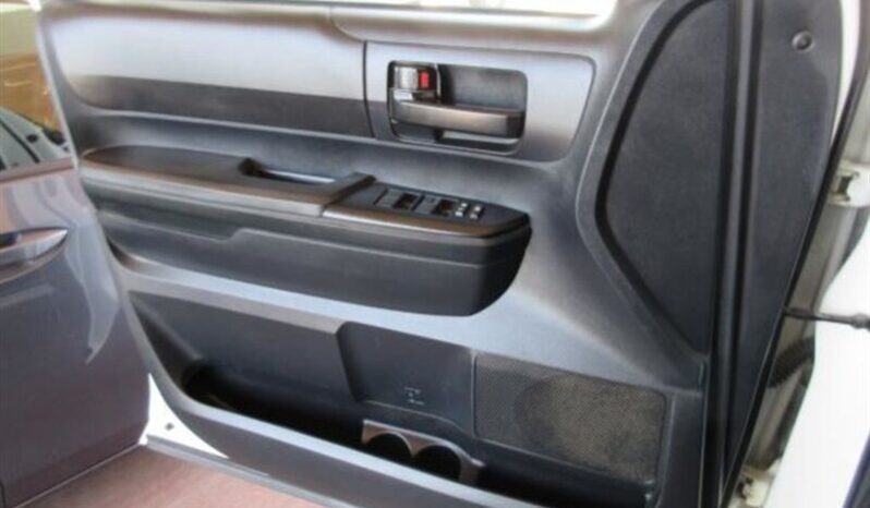 
								2016 Toyota Tundra SR full									