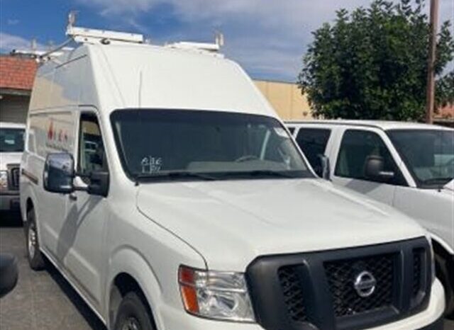 
								2013 Nissan NV 2500 HD S High Roof w Shelves & Ladder Rack Cargo full									