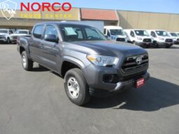 
										2017 Toyota Tacoma SR V6 full									
