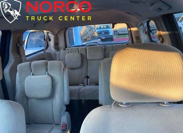 
								2016 Dodge Grand Caravan SE full									