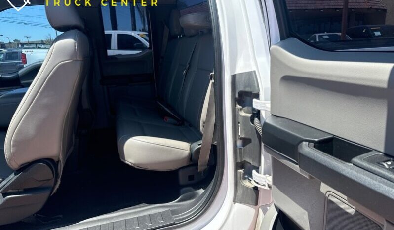 
								2015 Ford F-150 XL full									