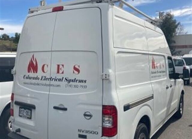 
								2013 Nissan NV 2500 HD S High Roof w Shelves & Ladder Rack Cargo full									