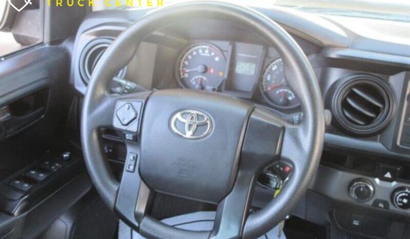 
								2017 Toyota Tacoma SR V6 full									