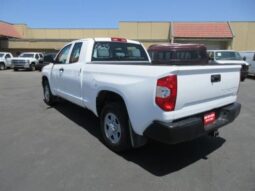 
										2016 Toyota Tundra SR full									