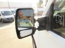 
										2015 Nissan NV 2500 HD S full									