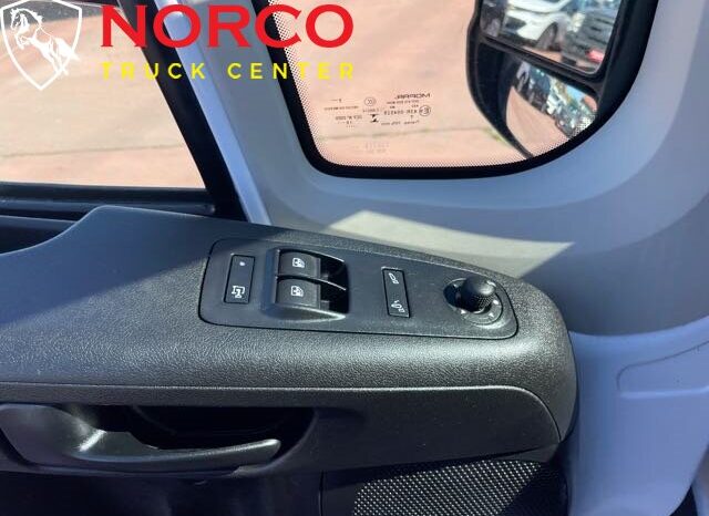
								2017 RAM ProMaster Cargo 1500 136 WB full									