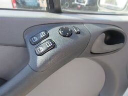 
										2005 Dodge Sprinter 16′ box full									