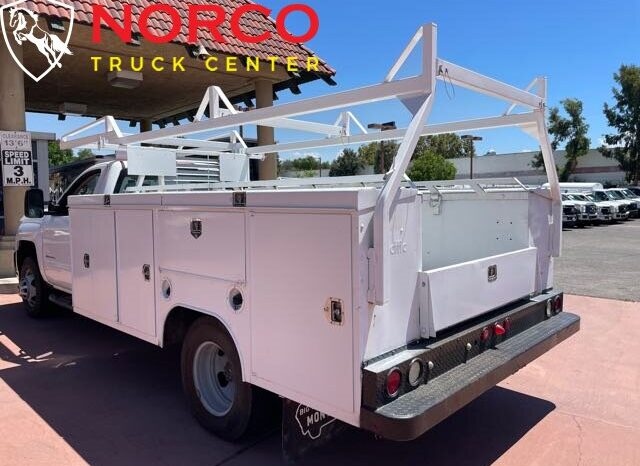 
								2015 Chevrolet Silverado 3500 Work Truck full									
