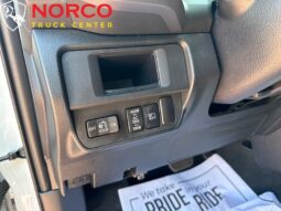 
										2018 Toyota Tacoma SR5 V6 full									