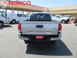 
										2018 Toyota Tacoma SR5 V6  CC,SB full									