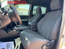 
										2018 Toyota Tacoma SR5 V6 full									