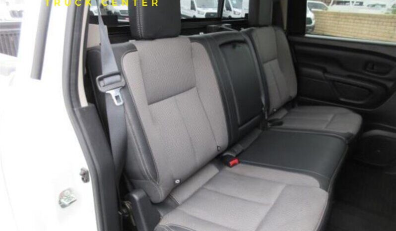 
								2017 Nissan Titan S full									