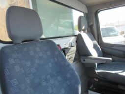 
										2005 Dodge Sprinter 16′ box full									