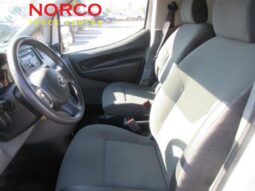
										2015 Nissan NV 200 full									